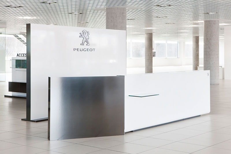 Mobiliario comercial para Peugeot